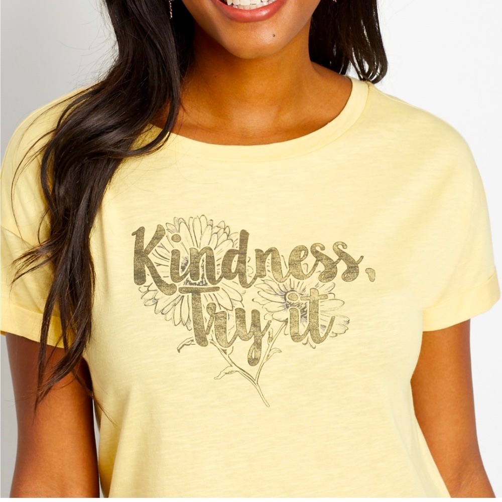 🌻Maurices Kindness, Try It Graphic Tee Size Large